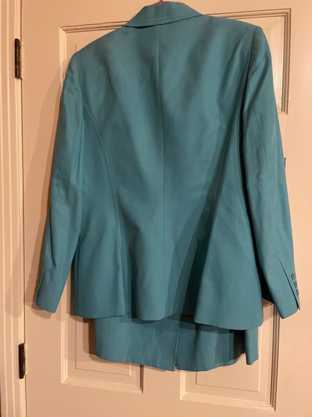 Turquoise suit - Picture 2 of 4